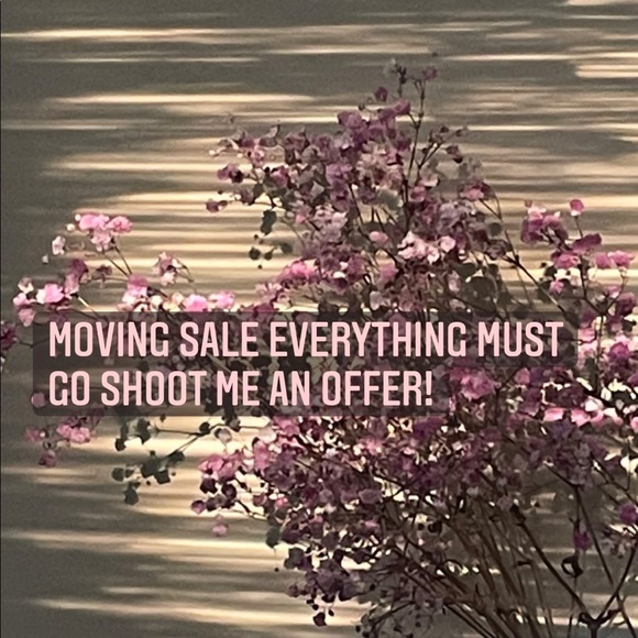 Aritzia Dresses & Skirts - Sale!!! Shoot me an offer :)